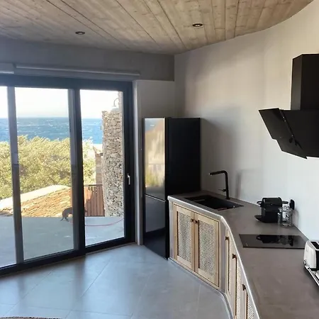 Ferienhaus Ear Lichnaftia